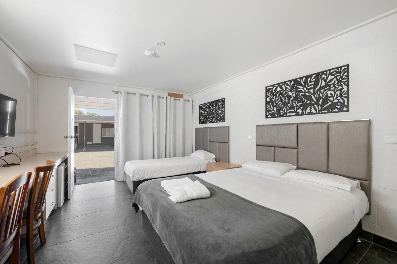 Gladstone Cbd Motel Extérieur photo