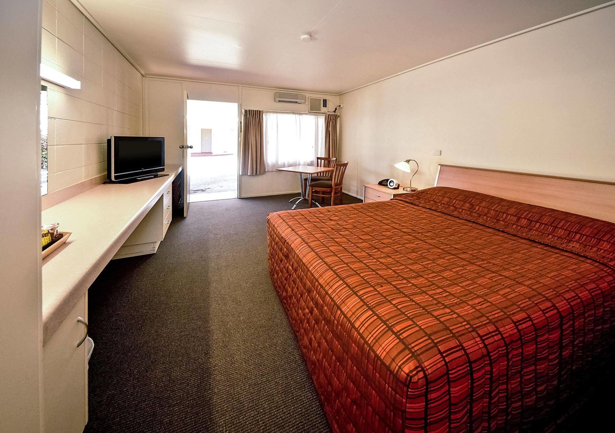 Gladstone Cbd Motel Extérieur photo